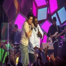 Luan Santana e Péricles arrasam no programa “Sai do chão”