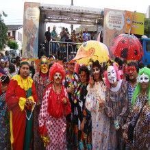 Como aproveitar o carnaval com chuva